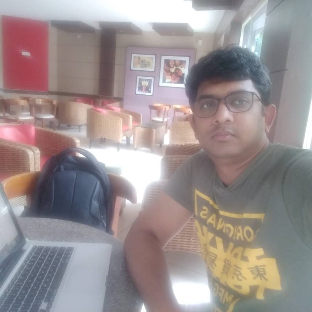 Working on Geedesk from Cafe Coffee Day on a Saturday